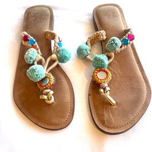 Z &‎ L Pom Pom Boho Sandals